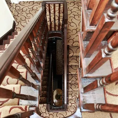 Szálloda The Kingston