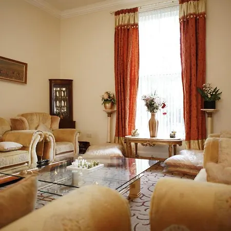 Готель The Kingston 3*